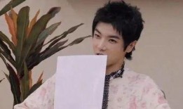 吃瓜博主娱乐圈是谁呀,揭秘“吃瓜博主娱乐圈”背后的神秘人物