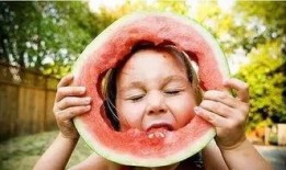 娱乐君吃瓜老绵羊是谁,网络红人的神秘面纱