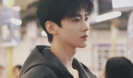 娱乐圈吃瓜陈伟霆章若楠,陈伟霆与章若楠的娱乐圈甜蜜瓜料揭秘