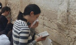 娱乐吃瓜君是个什么梗,揭秘娱乐圈那些鲜为人知的幕后故事